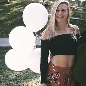 Meet your Posher, Hailey